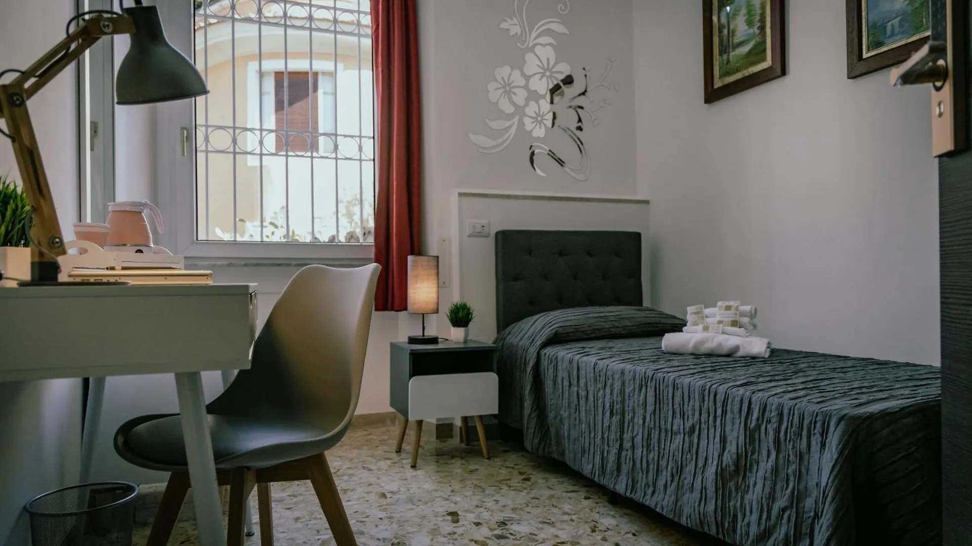 Guesthouse Aurora A.E. Rome 0*,
